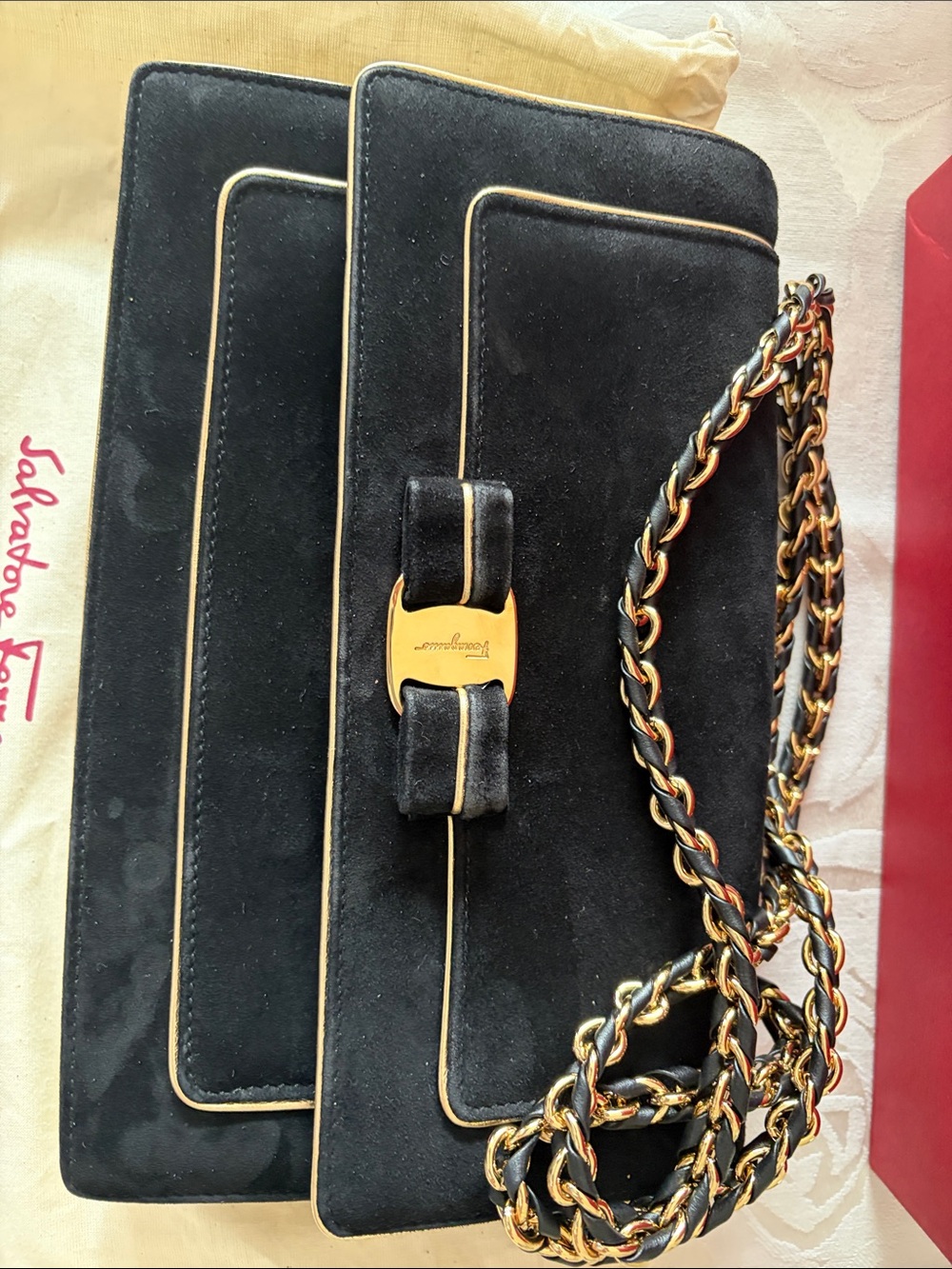 Salvatore Ferragamo Black Suede Vara Bow Chain Shoulder Bag with Gold Trim - Picture 2 of 5